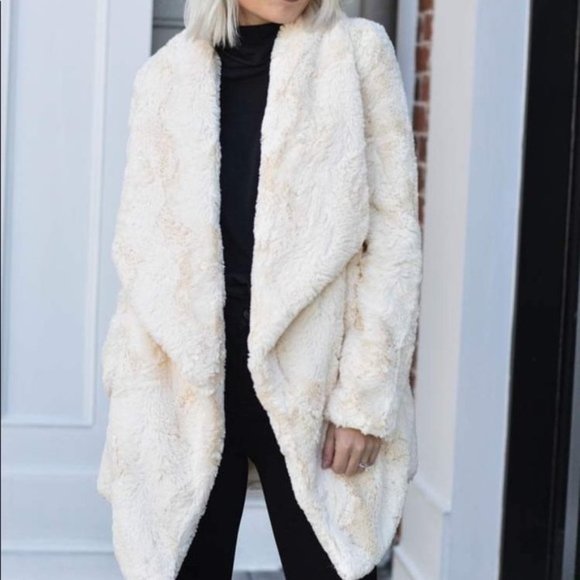 Jack by BB Dakota Jackets & Blazers - Jack by BB Dakota Faux Fur Jacket Haddie Ivory NWT Size S